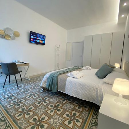 Conte Cavour Apartment บารี ภายนอก รูปภาพ