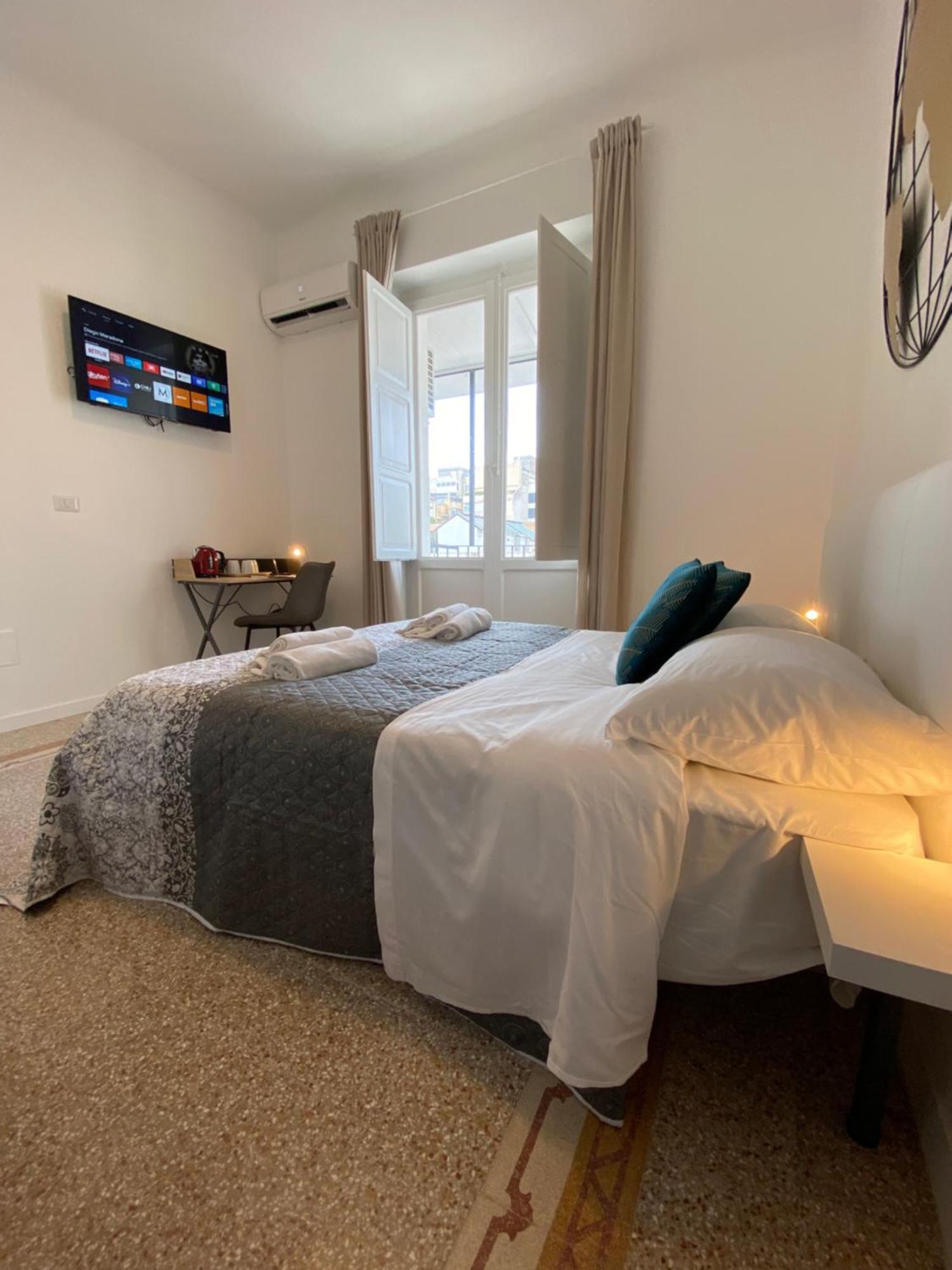 Conte Cavour Apartment บารี ภายนอก รูปภาพ