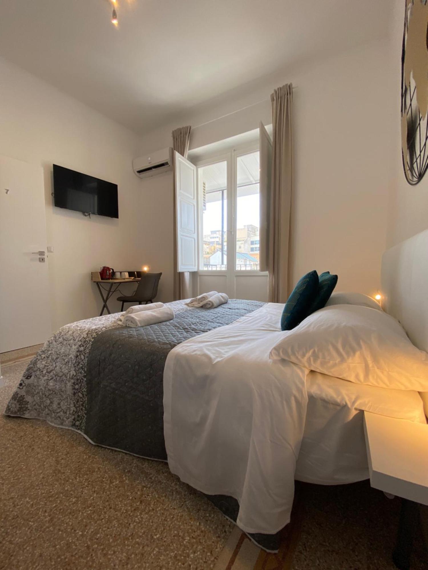 Conte Cavour Apartment บารี ภายนอก รูปภาพ